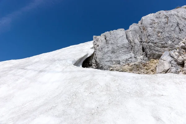 Last Snow Alps Dirty Snow Rocks — Stock Photo, Image