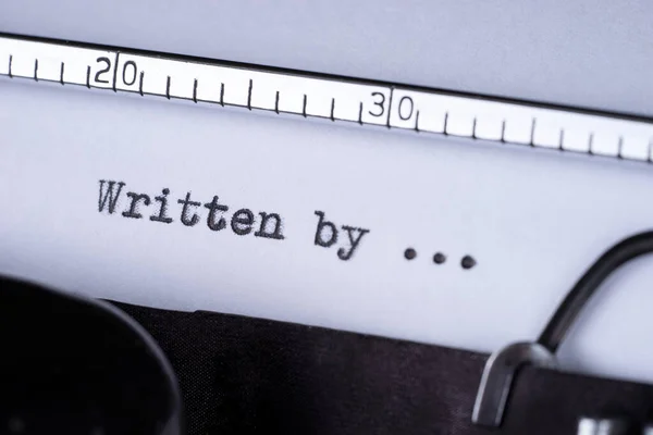 Tekst Napisany Przez Napisany Starą Maszyną Pisania — Zdjęcie stockowe