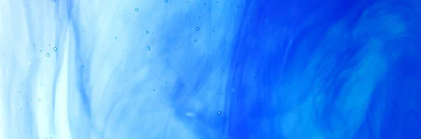 パノラマ紺碧の水彩の背景 水の中の青の異なる色合い — ストック写真