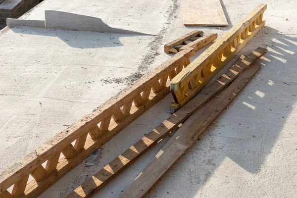 Holzbaustoffe Zur Versteifung Auf Der Baustelle — Stockfoto