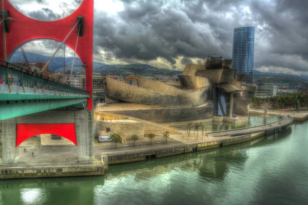 Vista Romántica Del Estuario Bilbao Bizkaia España Del Museo Guggenheim —  Fotos de Stock