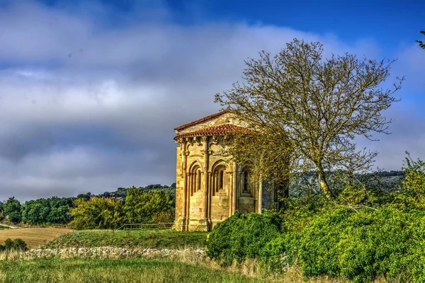 Pohled Apsidě Románský Kostel San Vicentejo Obec Okresu Travio Burgos — Stock fotografie