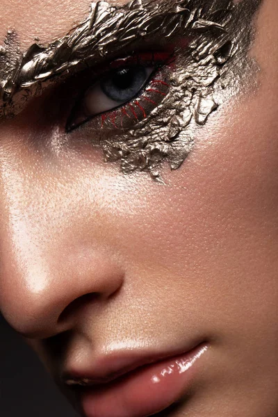 Sztuka moda makijaż twarz kobiety. Z bliska — Zdjęcie stockowe