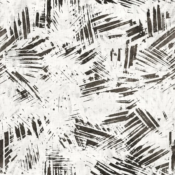 Neutral tropical palm tree leaves seamless pattern