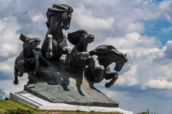 Памятник Тачанке или Гражданской войне в Ростове-на-Дону — стоковое фото
