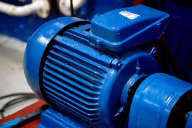 Mavi elektrik motoru kapat