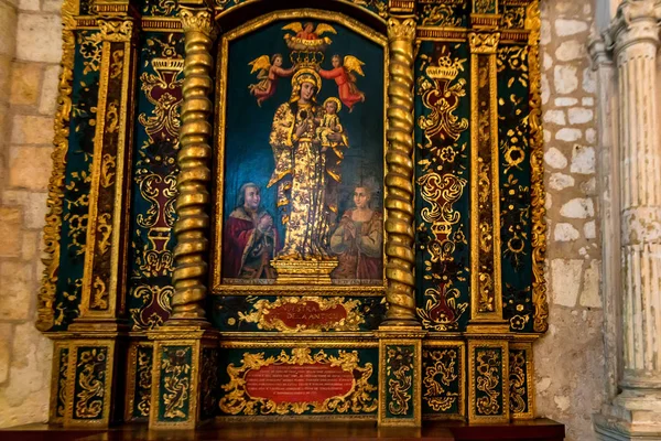 Santo Domingo, Dominik Cumhuriyeti - 1 Kasım 2015: iç in Bazilika Katedrali, Santa Maria la Menor Santo Domingo'deki / daki