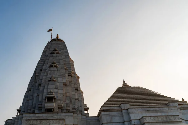 Torre de Birla Mandir templo hindu na Índia — Fotografia de Stock