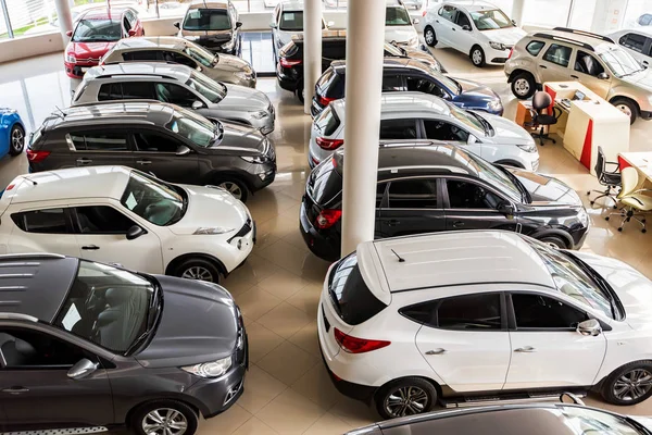 Top view new cars at dealer showroom — Stock Photo, Image