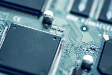 Elektronik devre kartı kapatın. Modern yüksek teknoloji arka plan