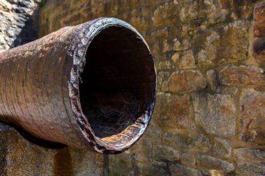 Ortaçağ Abbey Mont Saint-Michel Fransa eski savaş topu