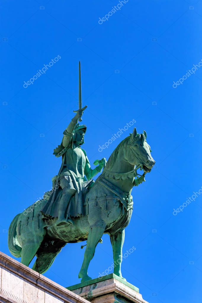 Yakov_Oskanov