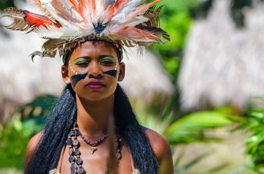 Santo Domingo, Dominik Cumhuriyeti - 9 Ekim 2015: genç güzel Creol kadın