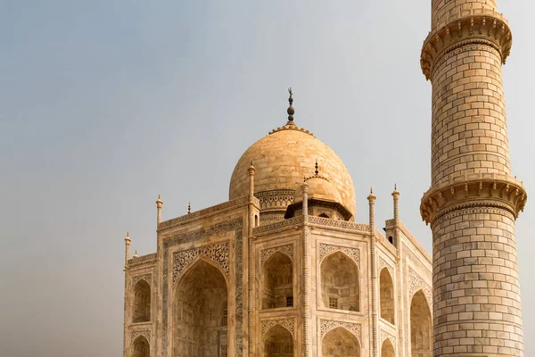 Sluit omhoog mooie gebouw van Taj Mahal. Agra, India — Stockfoto