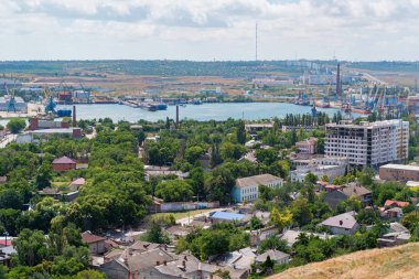 Mithridat Dağı'ndan Kırım'da Kerch şehrinin manzara görünümü