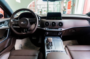 ROSTOV-ON-DON, RUSSIA - CIRCA HAZİRAN 2020: Kia Stinger, yeni popüler model
