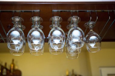 Bardaki boş gözlük