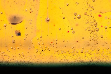 Yağ, su ve renkli mürekkep karışımı ile soyut kompozisyon. Kirliliği kavramı