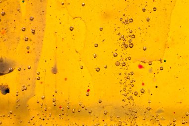 Yağ, su ve renkli mürekkep karışımı ile soyut kompozisyon. Kirliliği kavramı