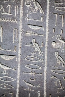 29. 07. 2015, Londra, İngiltere, British Museum - hiyerogliflerin Mısır tabut üzerinde - görüntü 