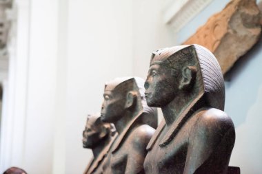 29. 07. 2015, Londra, İngiltere, British Museum Mısır heykelleri, çizimleri ve hiyeroglifleri