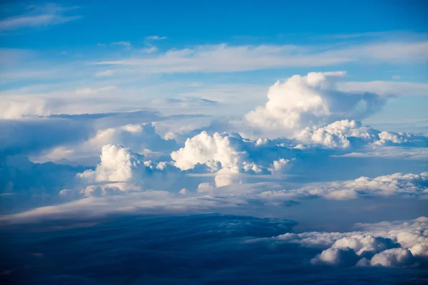 Piękne Dramatyczne Chmury Niebo Obejrzeli Samolotu Wysoka Rozdzielczość Jakość — Zdjęcie stockowe