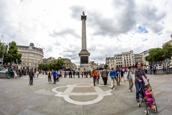 2015 London Verenigd Koninkrijk Stedelijk Landschap Mensen Uitzicht Vanaf Trafalgar — Stockfoto