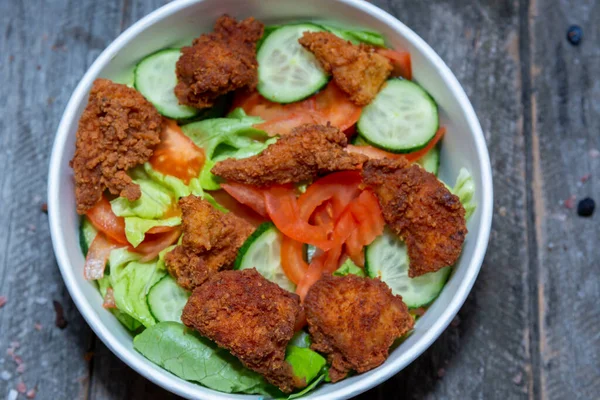 Chicken Salad Cucumbers Tomatoes — Stock Photo, Image