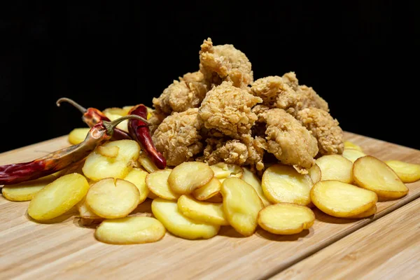 Chicken Crispy Meat Potatoes — Stock Photo, Image