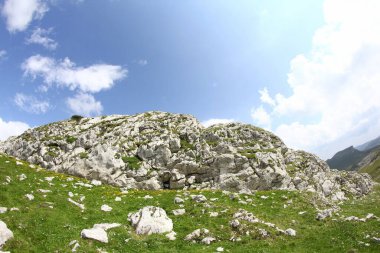 Romanya 'daki Güney Karpatlar' ın bir parçası olan Bucegi Dağları 'ndan manzara