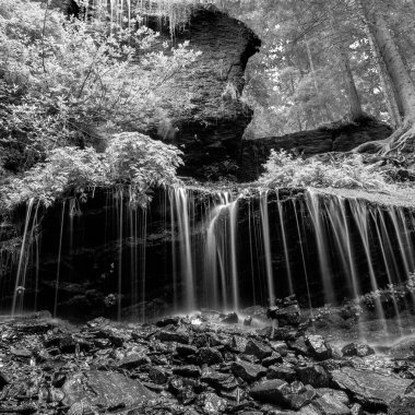 Varsag şelalesi, Harghita ilçesi, Romanya