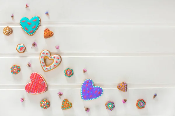 Galletas Forma Corazón Sobre Fondo Blanco — Foto de Stock