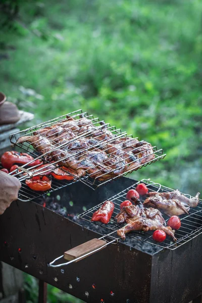 Grilling poultry quails — Stock Photo, Image