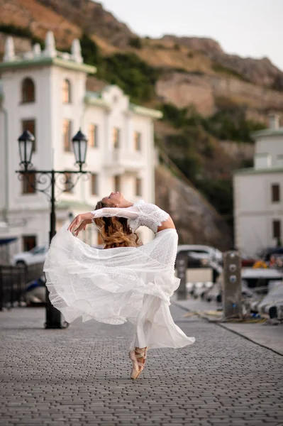 Élégant Danseur Ballet Jeune Fille Danse Ballet — Photo