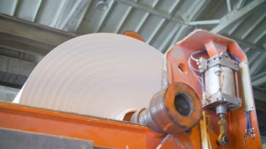 Kağıt ve selüloz fabrikası