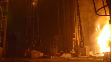 Ağır kaldırma zincirleri Metalurji tesisinde patlama furnance tarafından