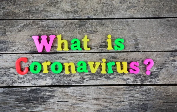 Pergunta Que Coronavírus Uma Mesa Madeira Velha — Fotografia de Stock