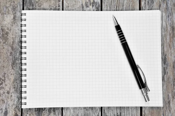 Caderno Vazio Com Caneta Uma Mesa Madeira Rústica — Fotografia de Stock