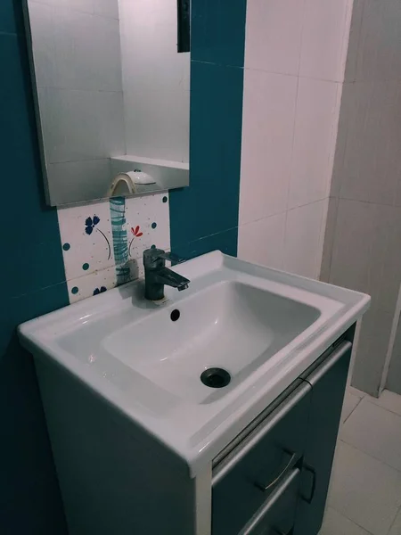 Washroom Interior Stylish White Sink — Stock Photo, Image