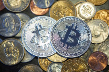 Bitcoin ve para dolar