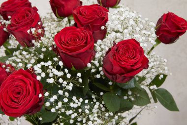 Güzel bir buket kırmızı gül