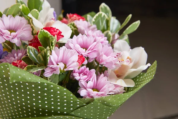 Mooi Boeket Met Chrysanten — Stockfoto