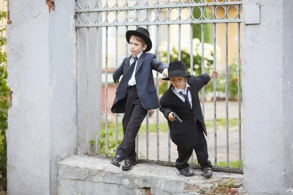 Kinderen Met Kostuum Feest Buitenshuis — Stockfoto