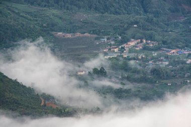 LaoCai, Vietnam 'daki Y Ty kasabası.