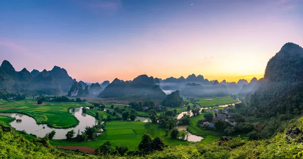 Gyönyörű Lépés Rizs Terasz Lapát Mező Naplementében Hajnalban Trung Khanh — Stock Fotó