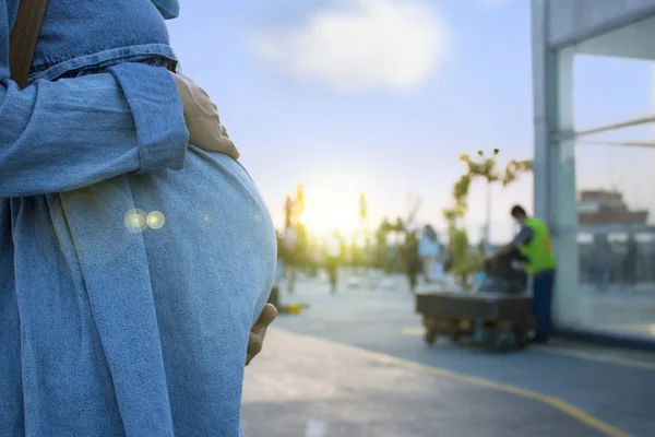 Zwangere Vrouwen Hou Van Baby Wachten Bevalling — Stockfoto