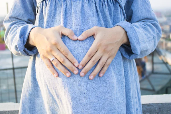 Zwangere Vrouwen Hou Van Baby Wachten Bevalling — Stockfoto