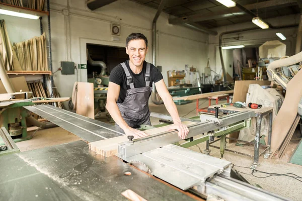 Worker Cutting Sliding Table Saw Factory Mid Shot — Stock Photo, Image