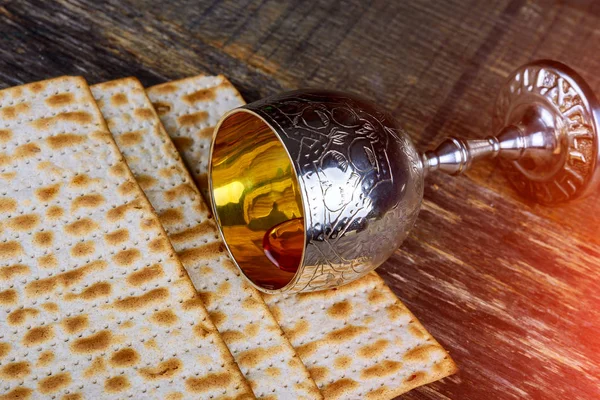 Passover Fundo Vinho Tinto Matzoh Feriado Judeu Pesah Pão Sobre — Fotografia de Stock