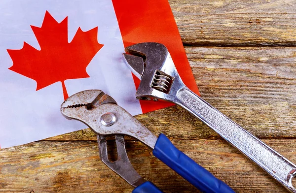 Концепция Дня Труда Канады Канадский Флаг Различные Виды Ключей Деревянного — стоковое фото